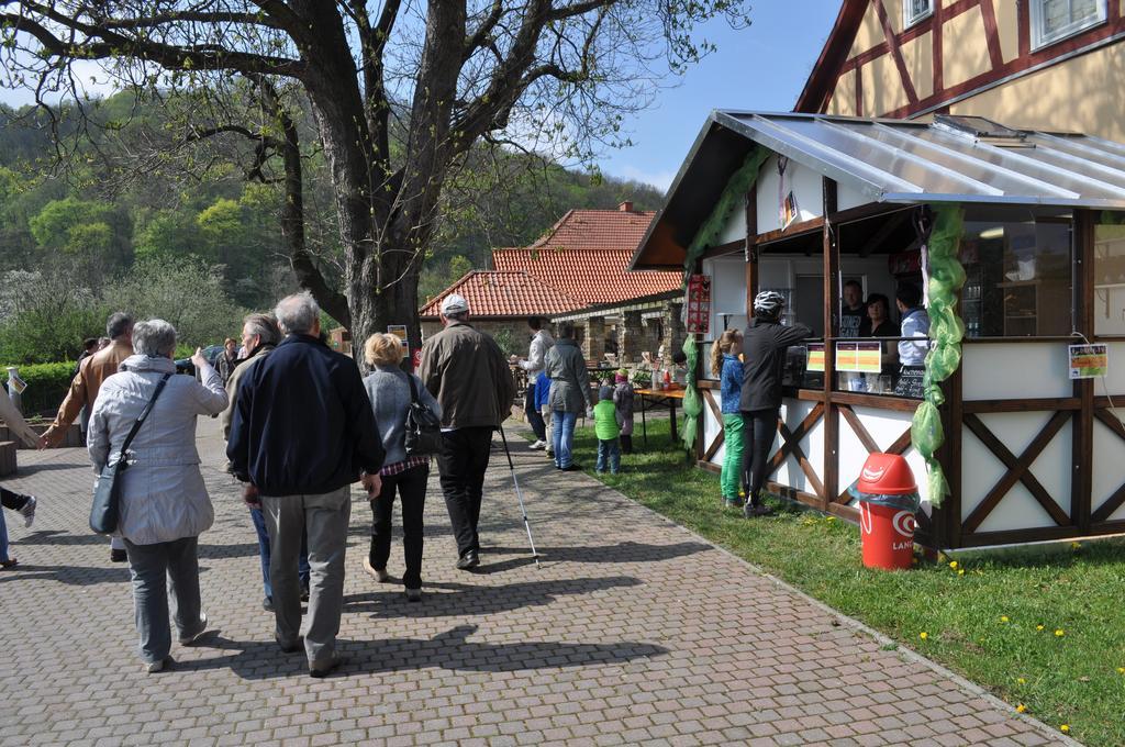 Restaurant & Pension Freudenthal Wandersleben Exterior foto